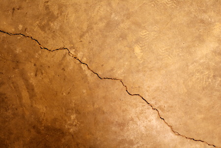 Garage Floor Prep: Grinding vs. Acid Etching (And Why It Matters)